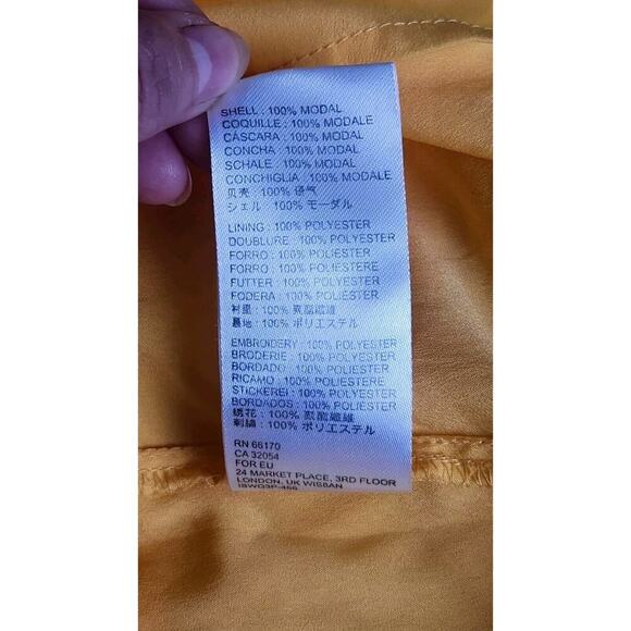 Urban Outfitters Romper Womens Medium Yellow Cleo Embroidered‎ Tie-Back Smocked - Picture 8 of 8